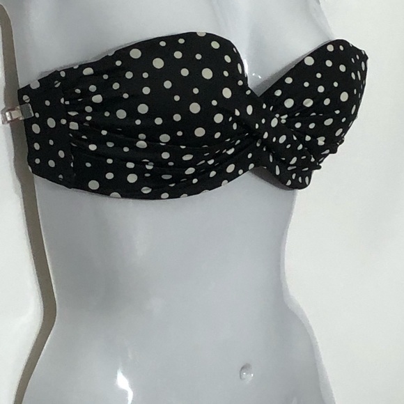 VICTORIAS SECRET molded cups strapless bikini top great for summer - Picture 5 of 9